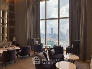 For rent 2 bedrooms condo in Khlong San, Bangkok