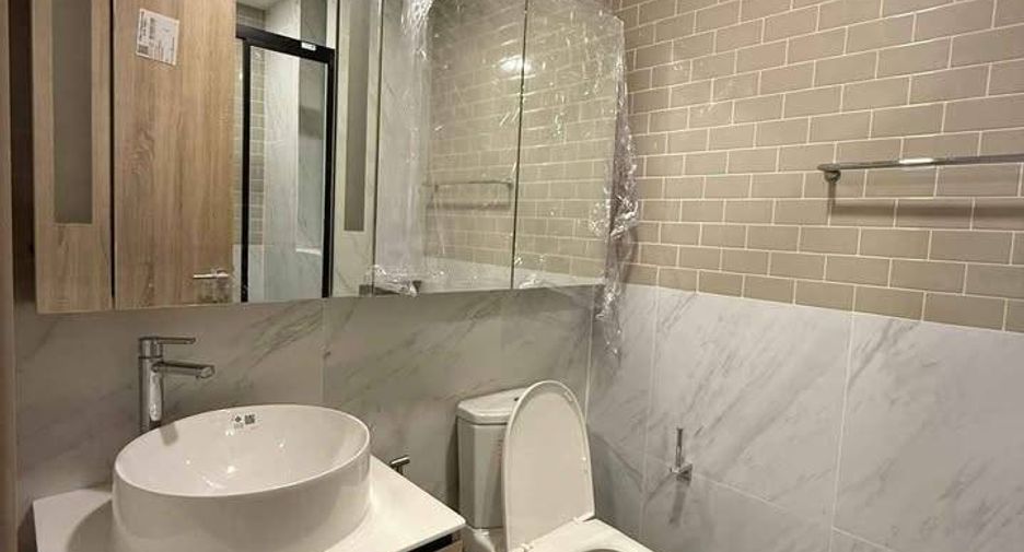 For rent 1 bed condo in Ratchathewi, Bangkok
