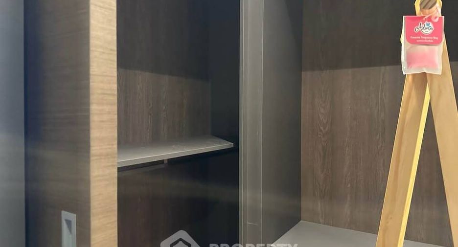 Wohnung zur Miete mit 1 Zimmer in Pathum Wan, Bangkok