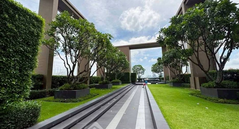 For rent 1 bed condo in Khlong Toei, Bangkok