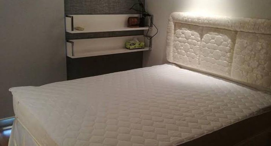 For rent 2 bedrooms condo in Sathon, Bangkok