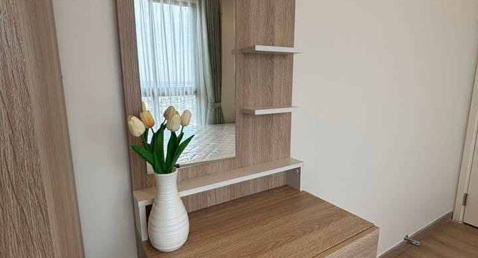 For rent 2 bedrooms condo in Thon Buri, Bangkok