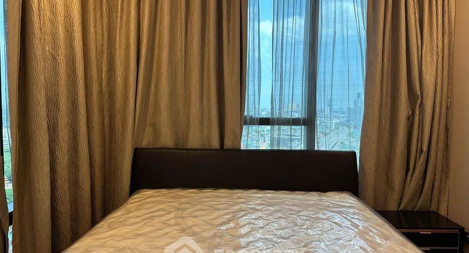 For rent 2 bedrooms condo in Sathon, Bangkok