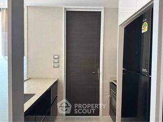 For rent 2 bedrooms condo in Sathon, Bangkok