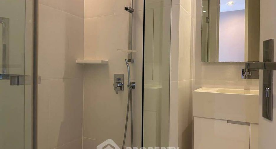 For rent 2 bedrooms condo in Sathon, Bangkok