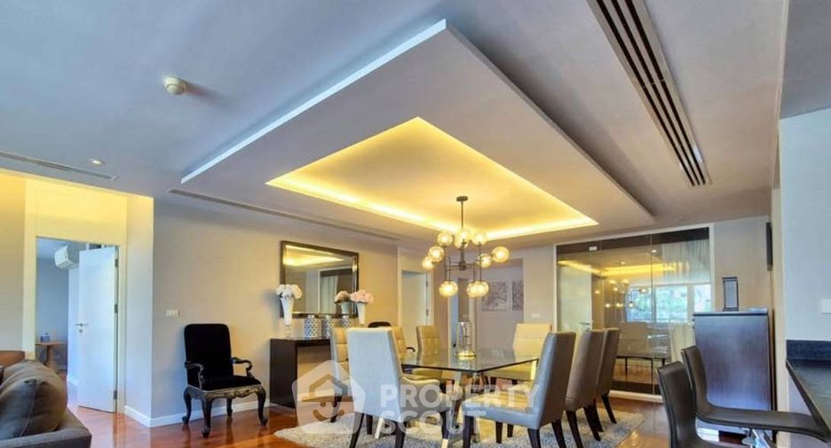 For rent 4 bedrooms condo in Watthana, Bangkok
