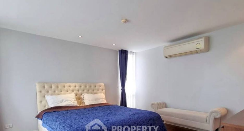For rent 3 bedrooms condo in Watthana, Bangkok