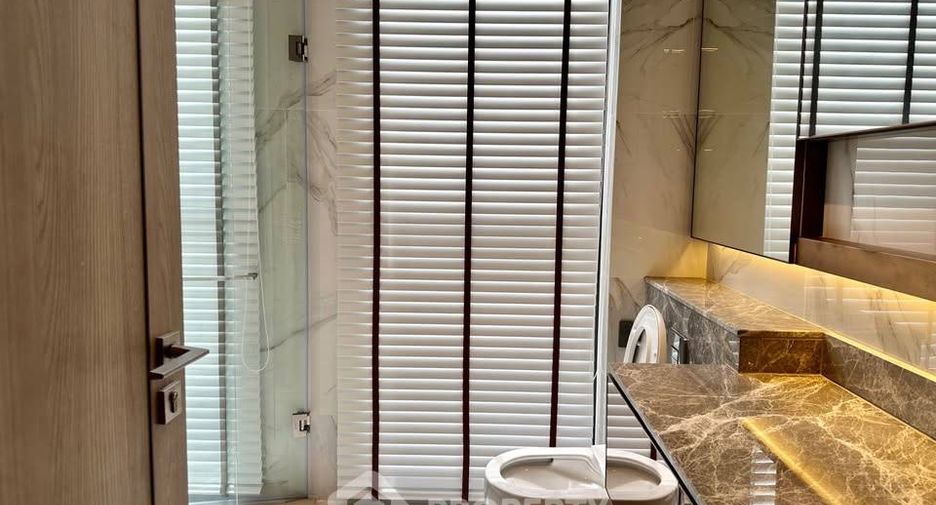 For rent 1 bed condo in Sathon, Bangkok