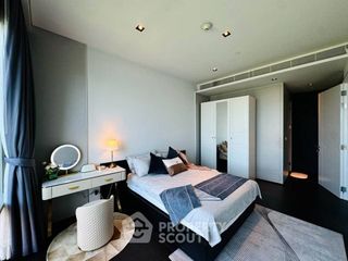 For rent 2 bedrooms condo in Pathum Wan, Bangkok