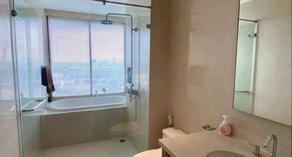 Condo en alquiler de 1 habitaciones en Khlong Toei, Bangkok