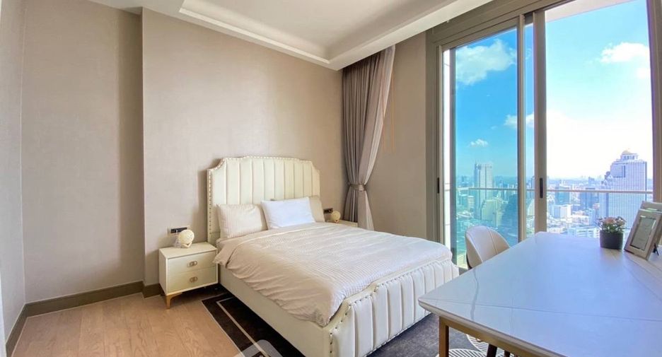 For rent 2 bedrooms condo in Khlong San, Bangkok