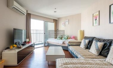 Wohnung zur Miete mit 2 Zimmer in Huai Khwang, Bangkok