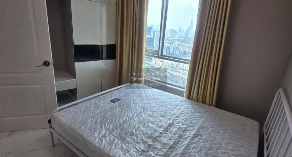 For rent 4 bedrooms condo in Huai Khwang, Bangkok