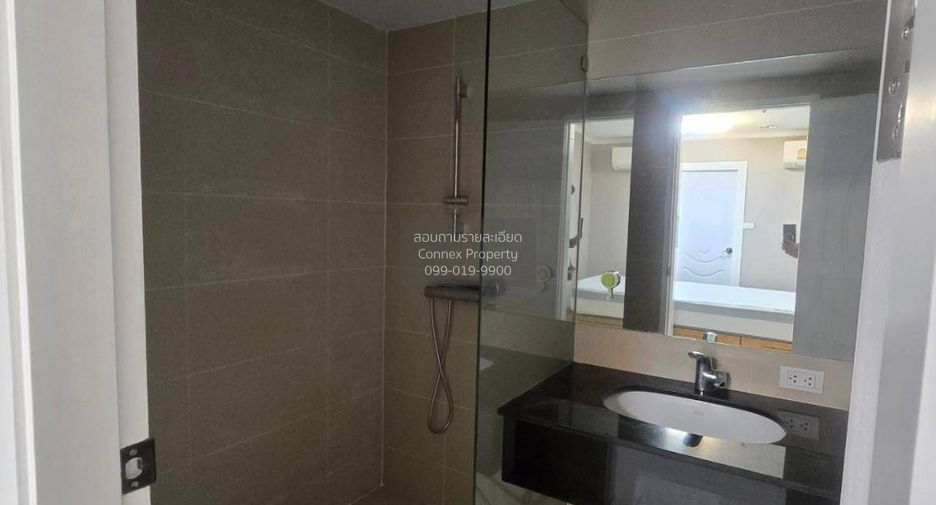 For rent 4 bedrooms condo in Huai Khwang, Bangkok