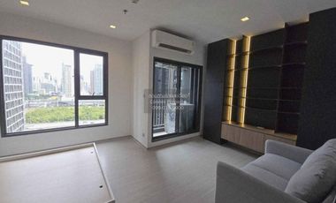 Condo en alquiler de 1 habitaciones en Huai Khwang, Bangkok