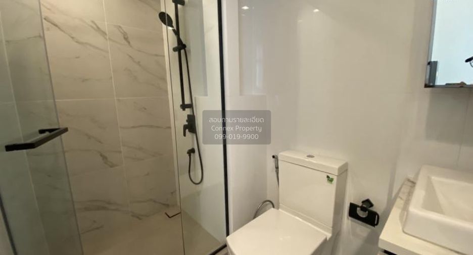 For rent 2 bedrooms condo in Phra Khanong, Bangkok