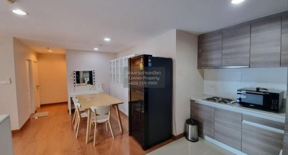For rent 2 bedrooms condo in Huai Khwang, Bangkok