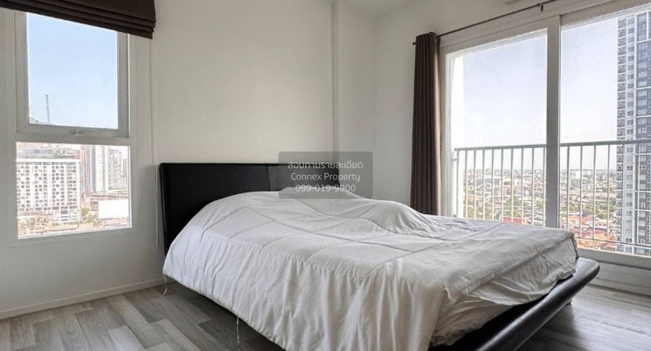 For rent 2 bedrooms condo in Thon Buri, Bangkok