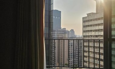 For rent 2 bedrooms condo in Huai Khwang, Bangkok
