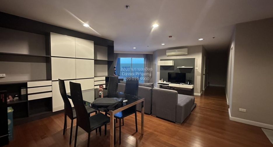 For rent 3 bedrooms condo in Huai Khwang, Bangkok