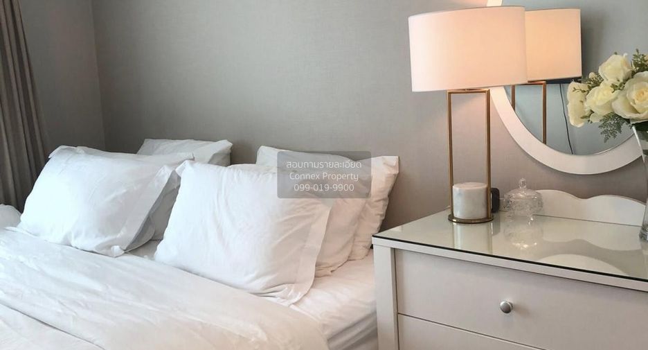 For rent 2 bedrooms condo in Huai Khwang, Bangkok