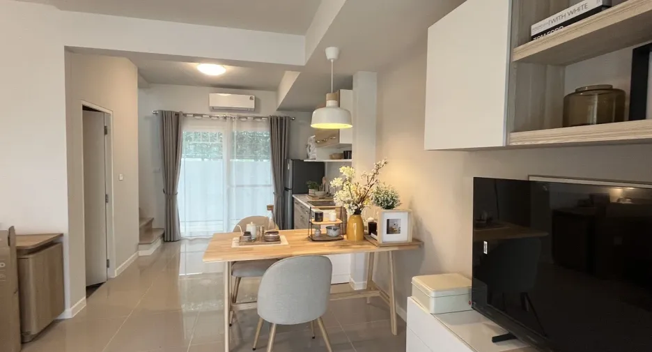 For rent 2 bedrooms townhouse in San Sai, Chiang Mai