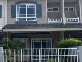 For rent 2 bedrooms townhouse in San Sai, Chiang Mai