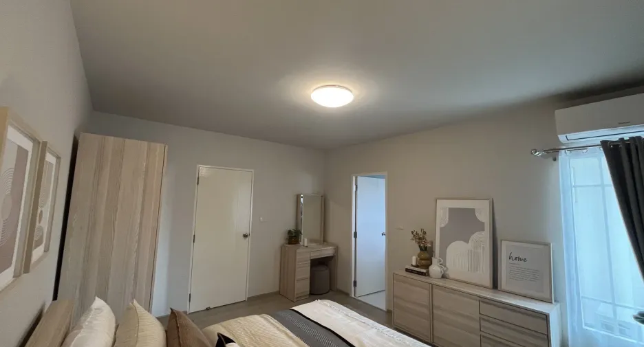 For rent 2 bedrooms townhouse in San Sai, Chiang Mai