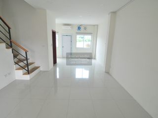 Reihenhaus zur Miete mit 4 Zimmer in Bang Kapi, Bangkok