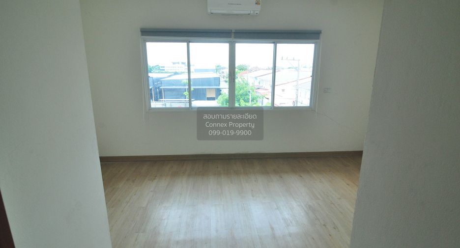 Reihenhaus zur Miete mit 4 Zimmer in Bang Kapi, Bangkok