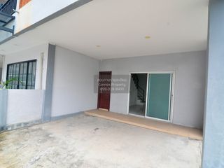 Reihenhaus zur Miete mit 4 Zimmer in Bang Kapi, Bangkok