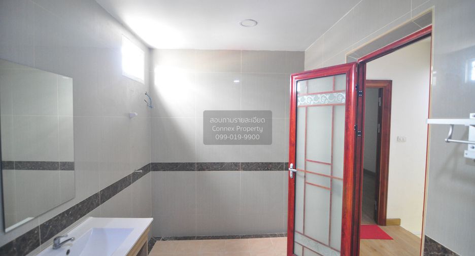 Reihenhaus zur Miete mit 4 Zimmer in Bang Kapi, Bangkok
