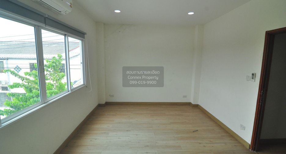 Reihenhaus zur Miete mit 4 Zimmer in Bang Kapi, Bangkok