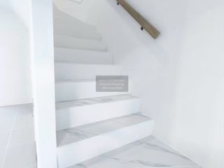 Casa adosada en alquiler de 3 habitaciones en Mueang Samut Sakhon, Samut Sakhon