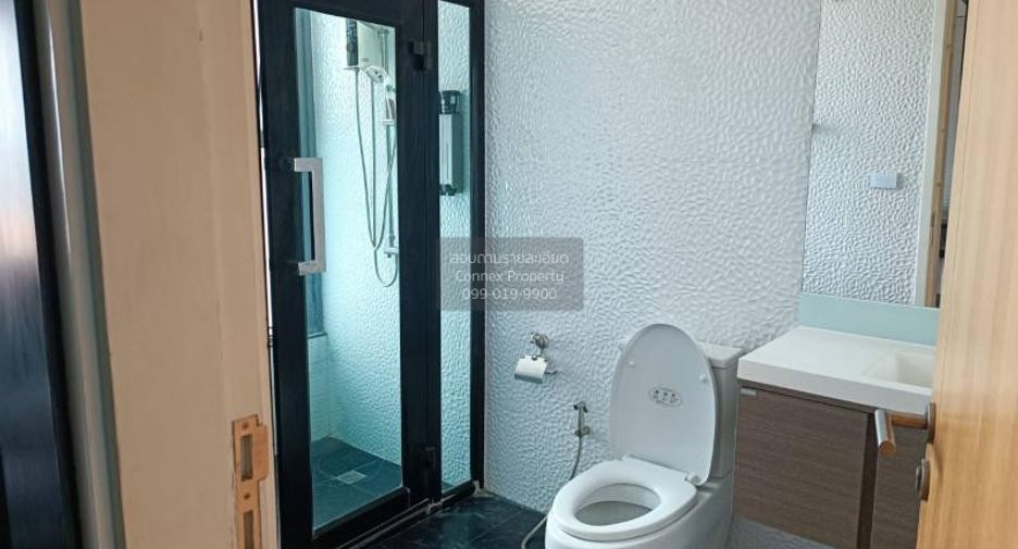 For rent 1 bed condo in Yan Nawa, Bangkok