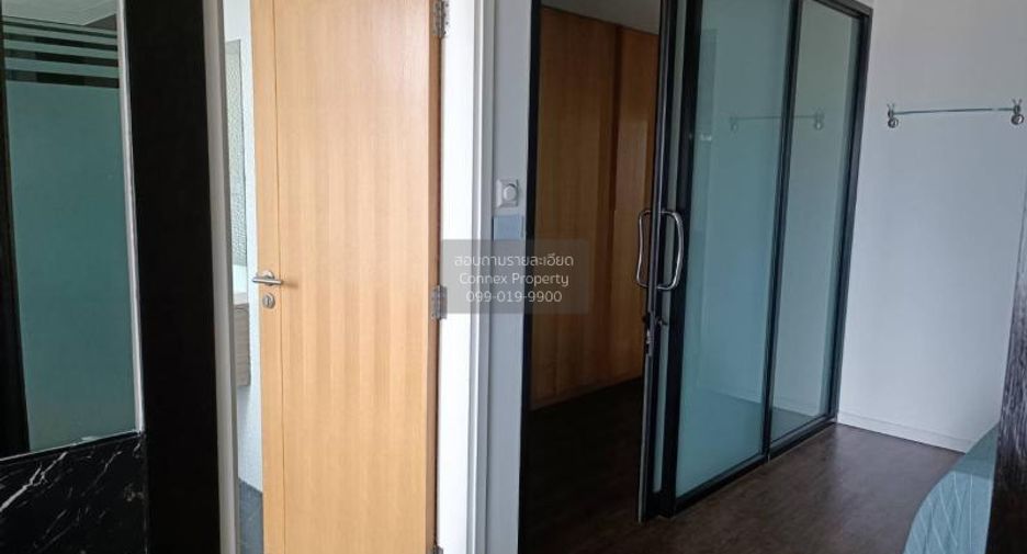 For rent 1 bed condo in Yan Nawa, Bangkok