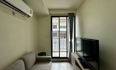 Wohnung zur Miete mit 1 Zimmer in Huai Khwang, Bangkok