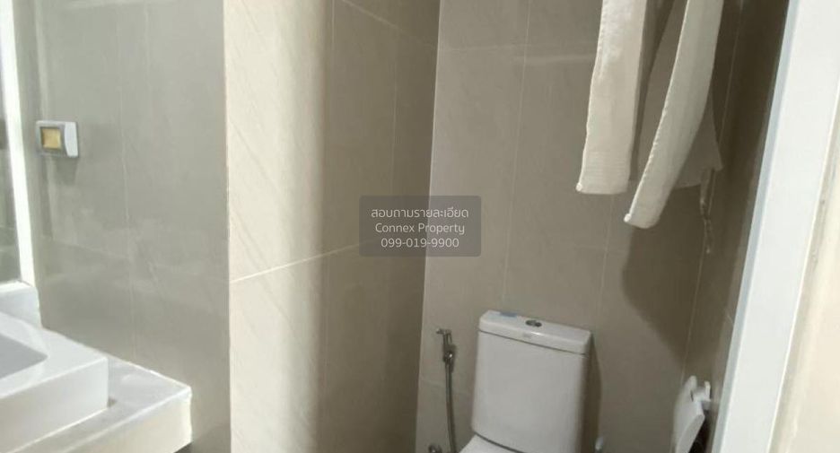 For rent 2 bedrooms condo in Wang Thonglang, Bangkok