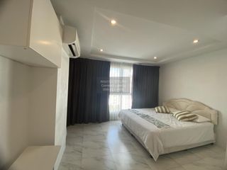 For rent 2 bedrooms condo in Wang Thonglang, Bangkok