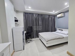 For rent 2 bedrooms condo in Wang Thonglang, Bangkok