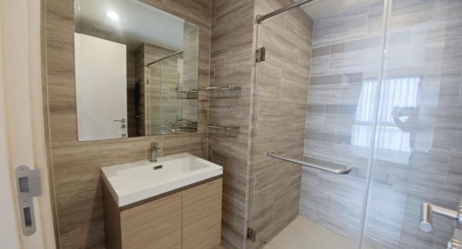 Wohnung zur Miete mit 1 Zimmer in Huai Khwang, Bangkok