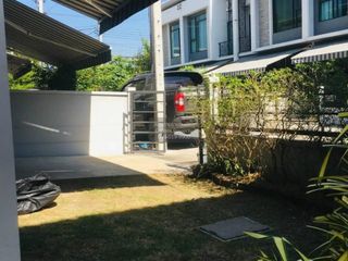 À louer 3 chambres maison de ville à Bang Yai, Nonthaburi