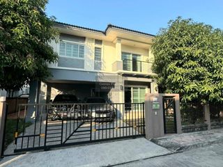 Haus zur Miete mit 3 Zimmer in Pak Kret, Nonthaburi