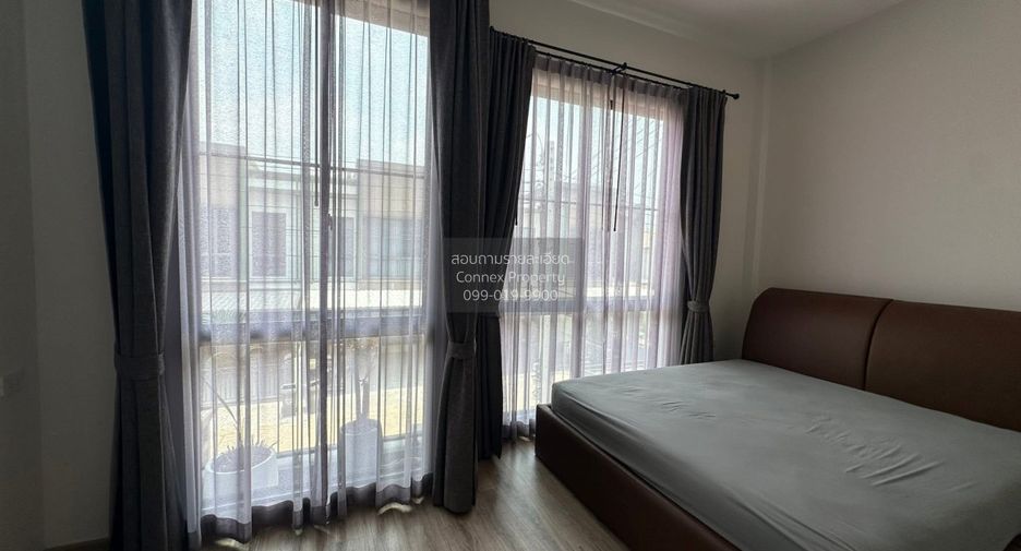 For rent 2 bedrooms townhouse in Sai Mai, Bangkok
