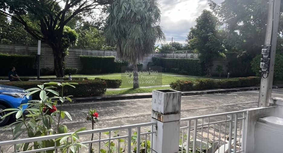 Haus zur Miete mit 3 Zimmer in Mueang Nonthaburi, Nonthaburi