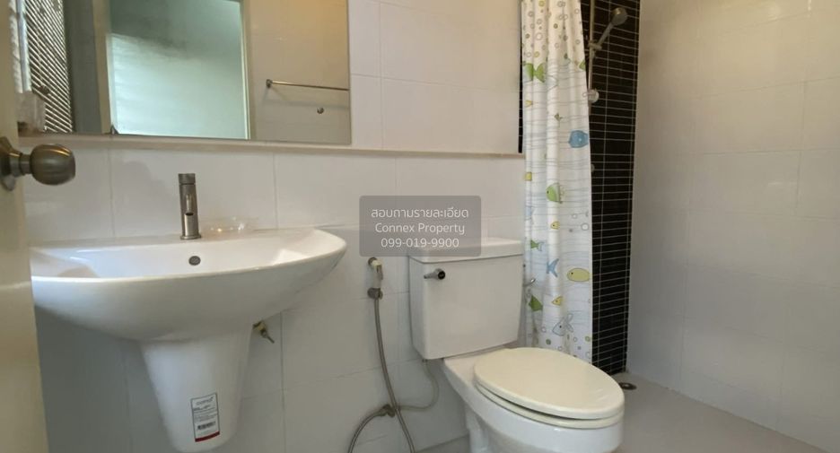 For rent 3 bedrooms townhouse in Don Mueang, Bangkok
