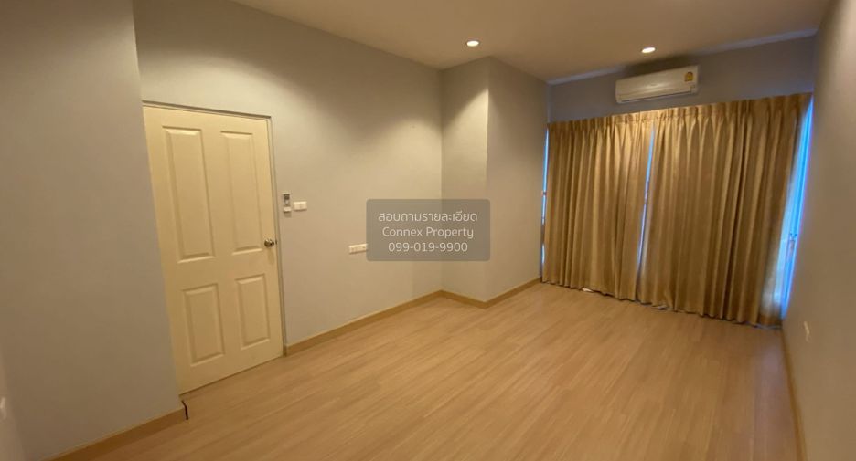 For rent 3 bedrooms townhouse in Don Mueang, Bangkok