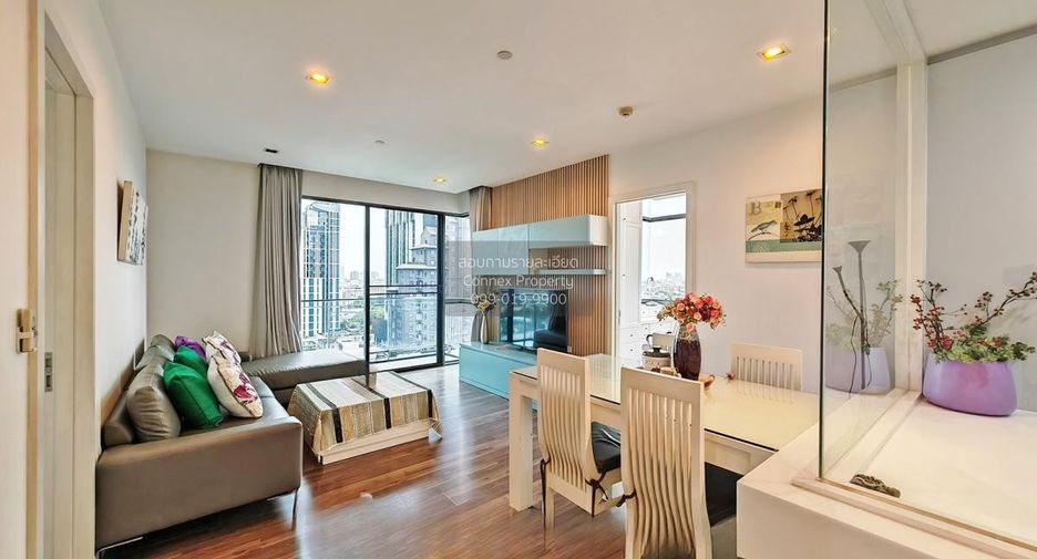 For rent 2 ベッドルーム condo in Phra Khanong, Bangkok