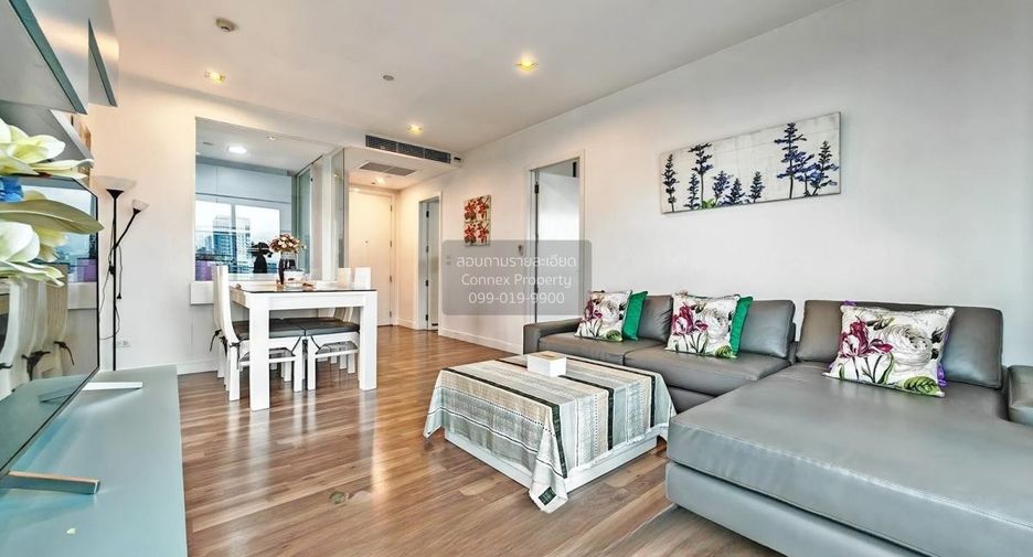For rent 2 ベッドルーム condo in Phra Khanong, Bangkok