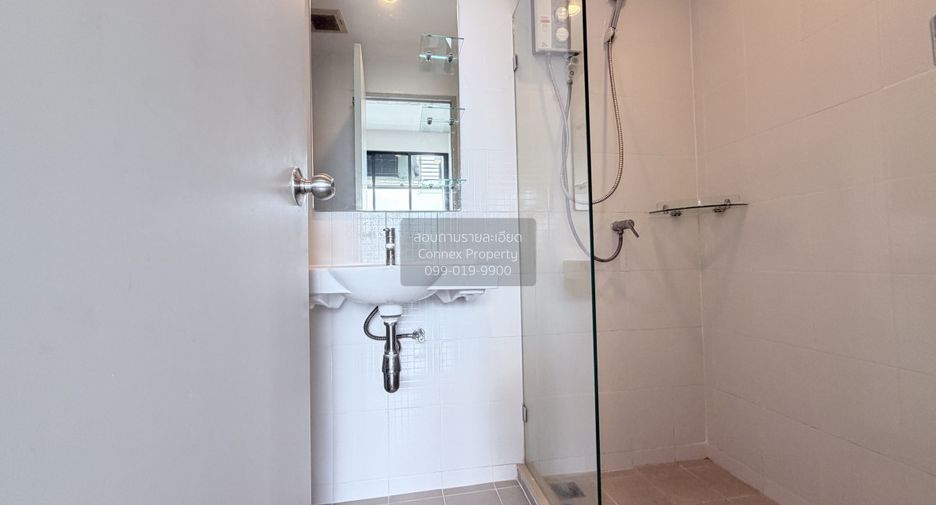 Condo en alquiler de 1 habitaciones en Thon Buri, Bangkok